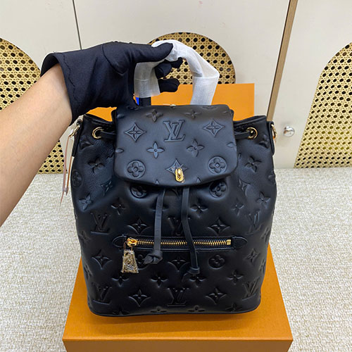 Balo LV Coussin Backpack M13357 Đen Siêu Vip 26 cm