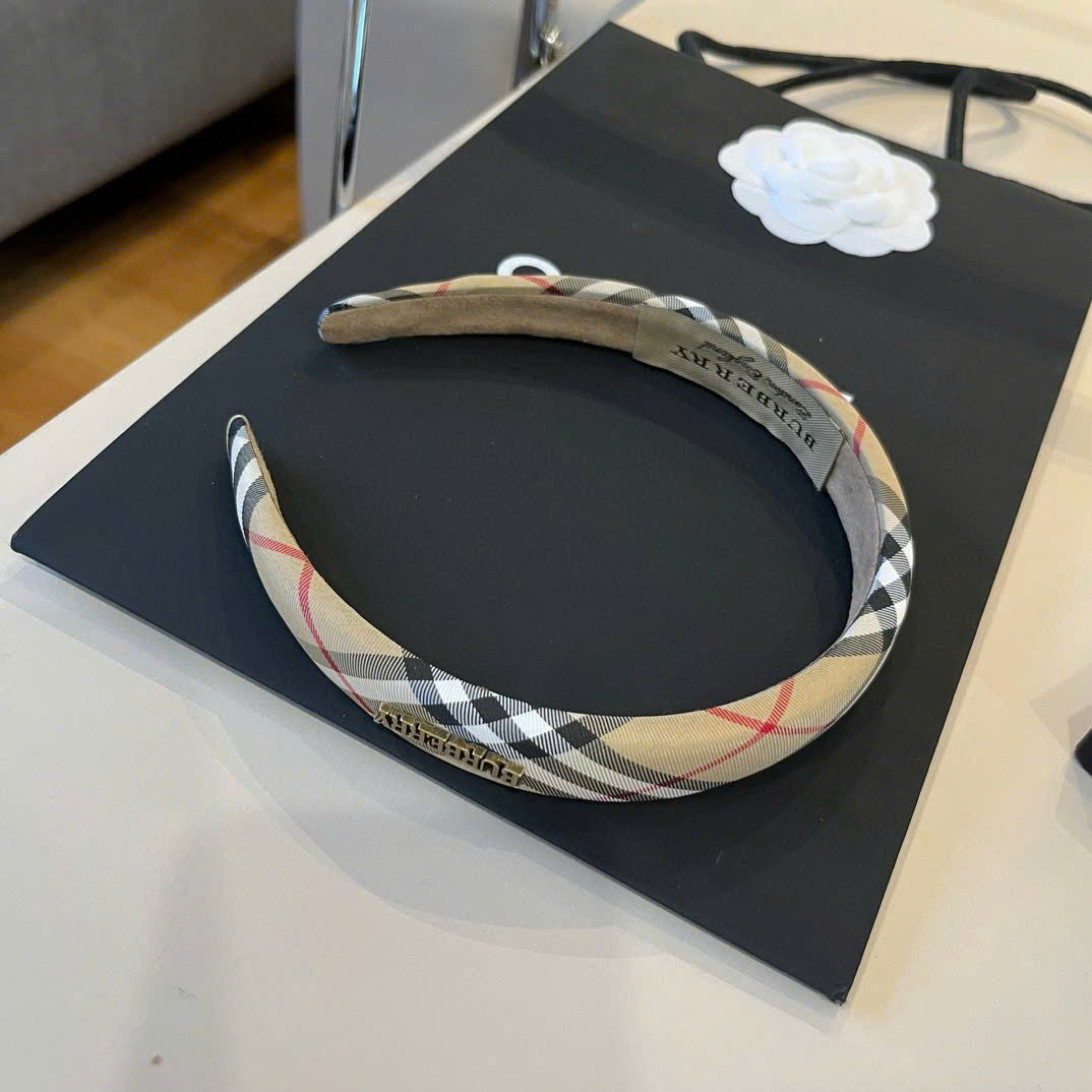 Băng Đô Burberry Màu Nâu Mẫu Mới