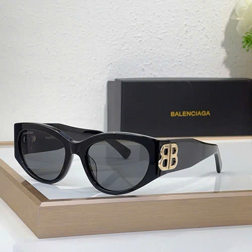 Bảng Màu 02 Kính Mát Balenciaga BB0324SK Siêu Cấp Size 135mm