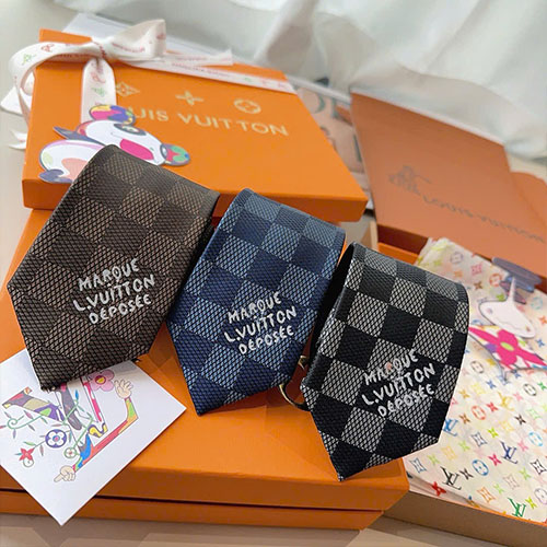 Bảng Màu Cà Vạt LV Damier 03.2025