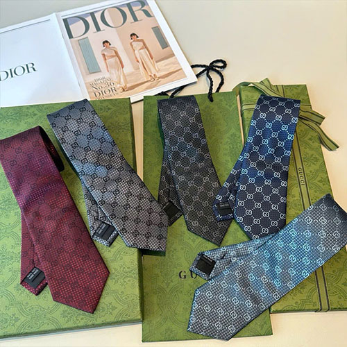 Bảng Màu Cà Vạt LV Damier 04.2025