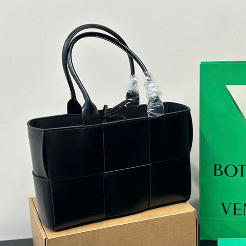 Bảng Màu Túi Xách Bottega Veneta Woven Màu Xanh Super Size 31cm