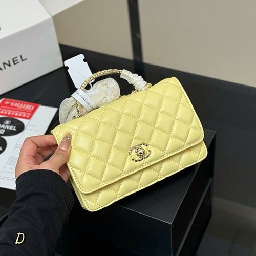 Bảng Màu Túi Xách Chanel 24A WOC Da Hạt Fullbox Size 19 cm