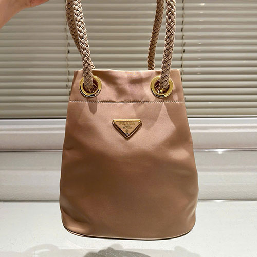 Bảng Màu Túi xách Prada 2025 New Parachute Bag Full Box Size 23 cm