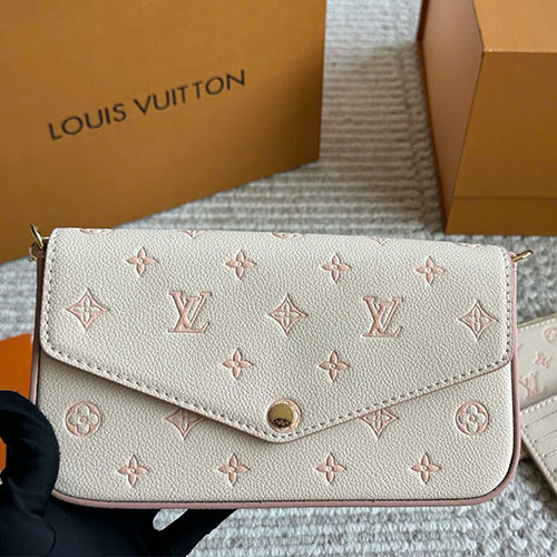 Bộ 3 Túi Da Louis Vuitton Màu Kem Dâu Tây Full Box Size 21cm
