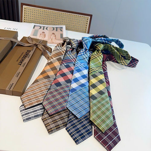 Cà Vạt LV Burberry TB Size 148 cm