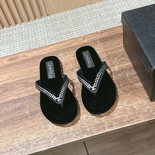 Dép Kẹp Phối Ngọc Trai Chanel 25C Siêu Cấp Size 35 ~ 40
