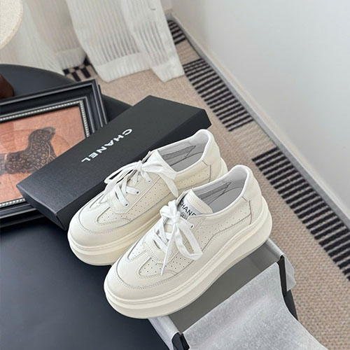 Giày Chanel 24 Sneake Trắng Siêu Cấp Size 35 - 40