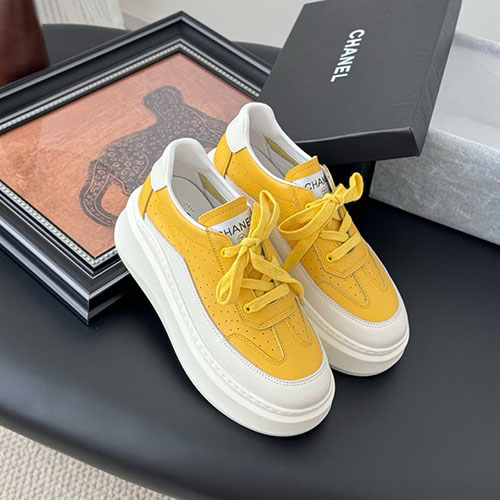 Giày Chanel 24 Sneake Vàng Siêu Cấp Size 35 - 40