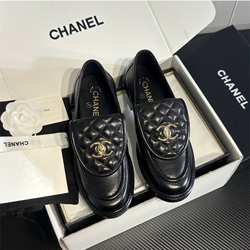 Giày Chanel Loafer Mule khóa flap 25SS – VIP