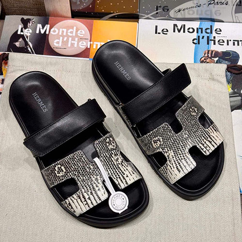 Giày Hermès Màu Đen Like Auth