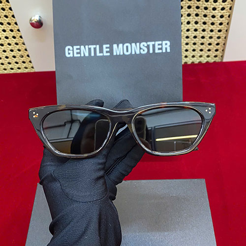 Mắt Kính Gentle Monster Màu Nâu Mắt Mèo Siêu Cấp