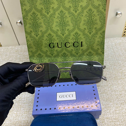 Mắt Kính Gucci Gọng Vuông Màu Đen