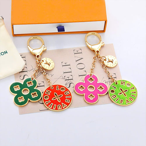 Tổng Hợp 1 Phụ Kiện Louis Vuitton Mới Nhất 2025