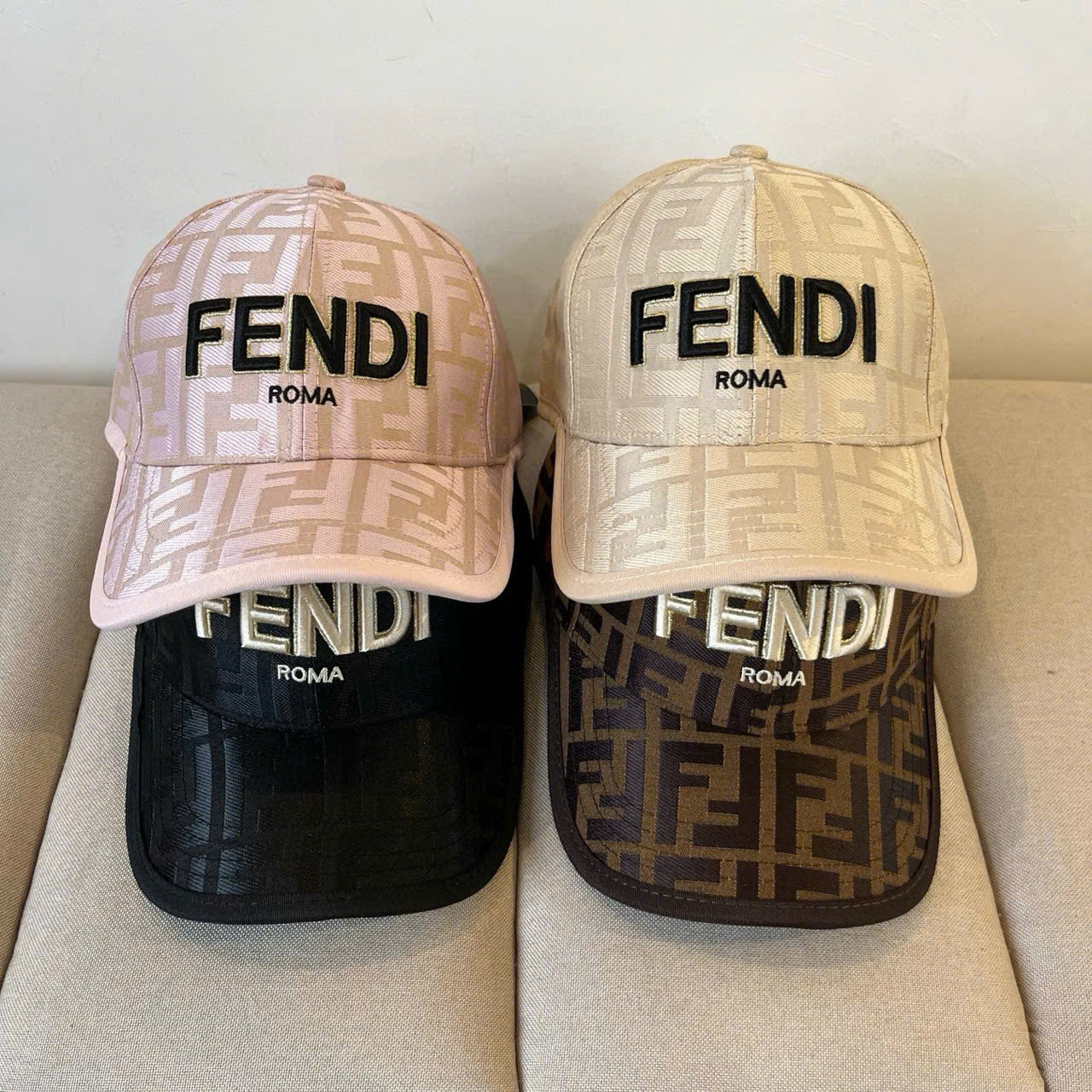 Tổng Hợp Nón Kết Fendi Mẫu Mới