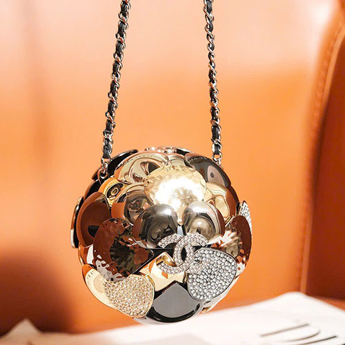 Túi Chanel 24FW Camellia Showpiece Siêu Vip Size 9cm