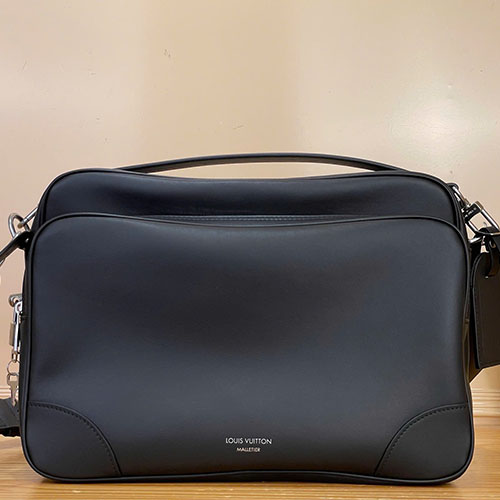 Túi đeo chéo LV Nil XL Messenger da trơn – M27999 – Siêu VIP