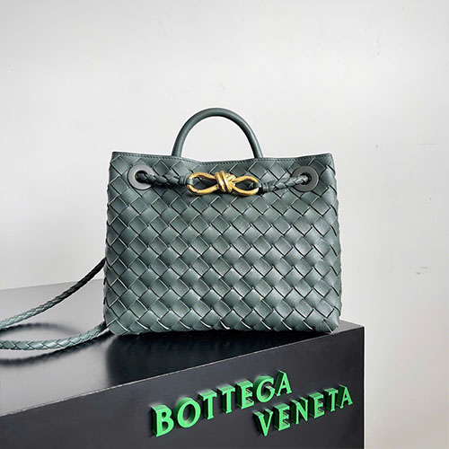 Túi Xách Bottega Veneta Andiamo 743568 Màu Xanh Siêu Vip Size 25cm