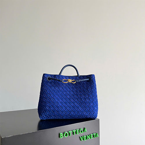 Túi xách Bottega Veneta Andiamo Intrecciato Bag 743572