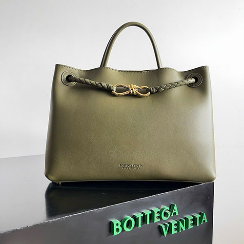 Túi Xách Bottega Veneta Andiamo Màu Xanh Siêu Vip Size 32 cm