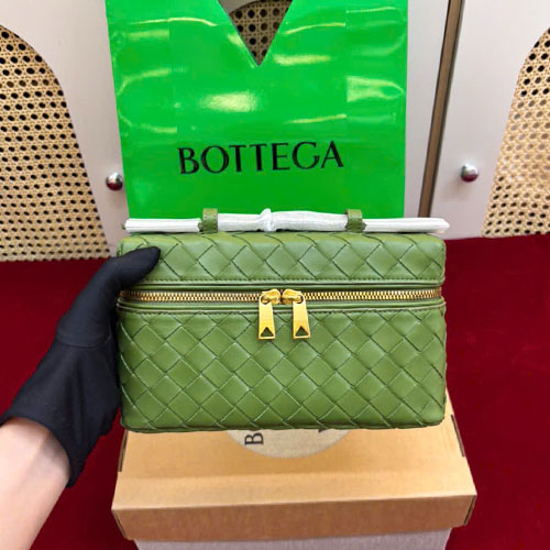 Túi Xách Bottega Veneta Bang Bang Màu Xanh Lá Siêu Vip Size 23cm