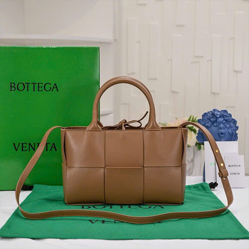 Túi Xách Bottega Veneta Tote Mini Arco Màu Nâu Siêu Cấp Size 25 cm