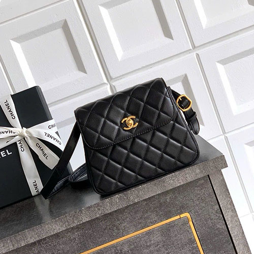 Túi Xách Chanel 25A Nắp Gập Màu Đen Siêu Vip Size 18cm