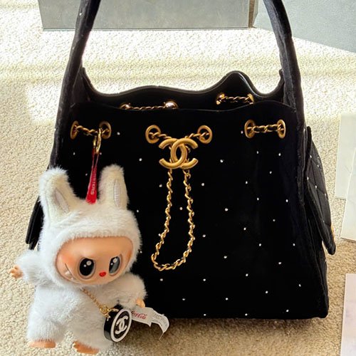 Túi xách Chanel 25S Hobo super da bò nhung