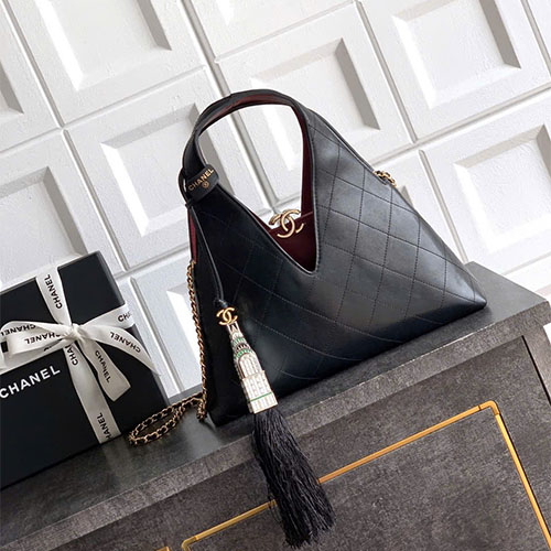 Túi xách Chanel 26A siêu vip da lông bê màu đen