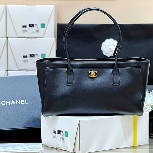 Túi xách Chanel 26S Cerf tote like auth