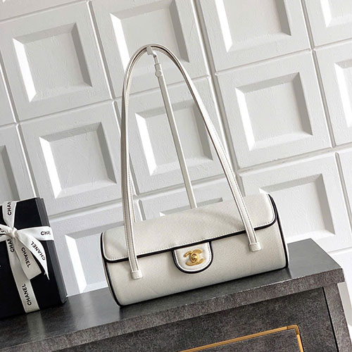 Túi xách Chanel Bowling 26S Da Hạt Phối Trắng Đen Logo CC Siêu VIP