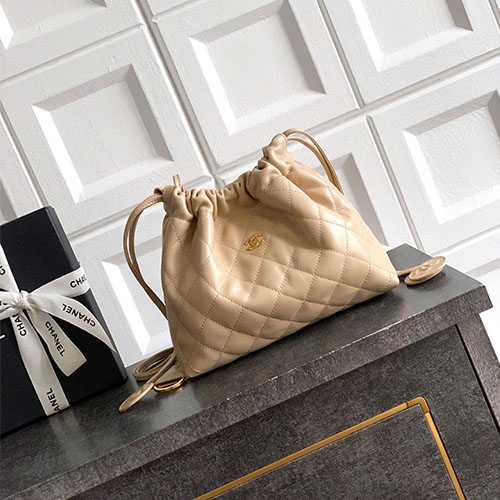 Túi xách Chanel Dây Rút Bucket Da Mềm Trám Logo CC Màu Be Sữa Siêu VIP