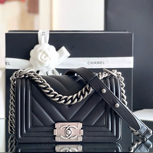 Túi Xách Chanel Leboy V Màu Đen Live Auth Size 20 cm