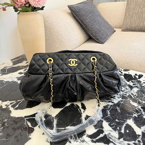 Túi xách Chanel super – Bowling da bê đen viền kim loại vàng