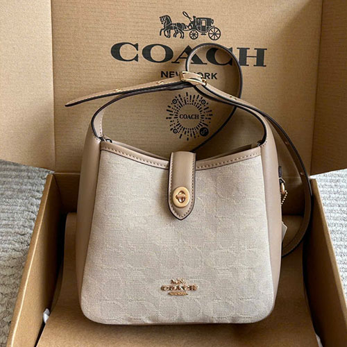 Túi Xách Coach Hadley Màu Nâu Nhạt Fullbox Size 20cm