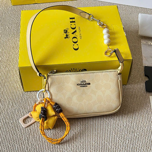 Túi xách Coach Nolita 19 Mahjong Bagg Full Box Size 20 cm