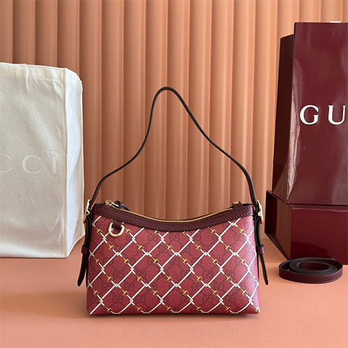 Túi xách Đeo Vai Gucci GG Emblem Small Shoulder Bag 847450 Rosso Ancora
