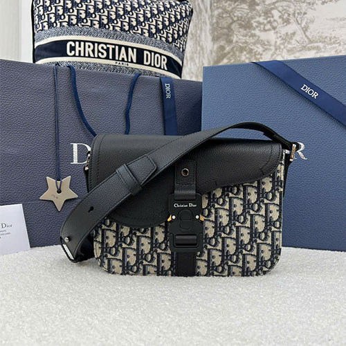 Túi xách Dior Like Auth Essentials Saddle Nam 1049 Màu Monogram