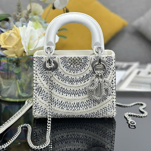 Túi xách Dior siêu cấp Lady Dior 3 ngăn thêu hạt quang hoàn