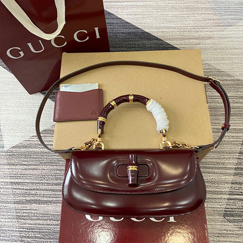 Túi Xách Gucci Bamboo Diva Medium Bag 827750 Siêu Cấp Size 26.6cm