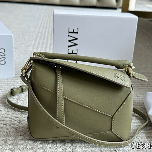 Túi Xách Loewe Puzzle Edge Màu Xám Xanh Full Box Size 24 cm