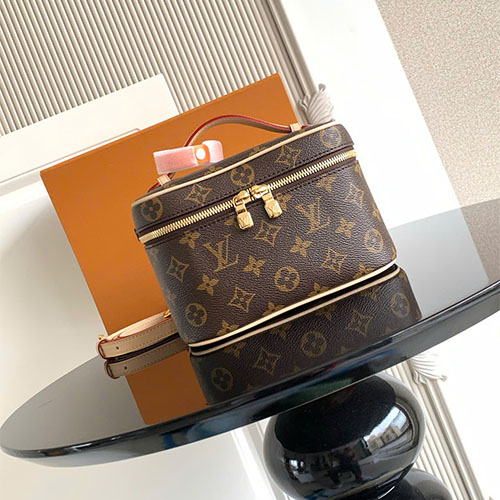 Túi xách Louis Vuitton M44495 Vanity Bag siêu VIP