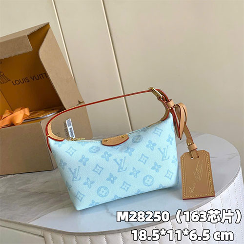 Túi xách Louis Vuitton  siêu cấp Pochette Hills