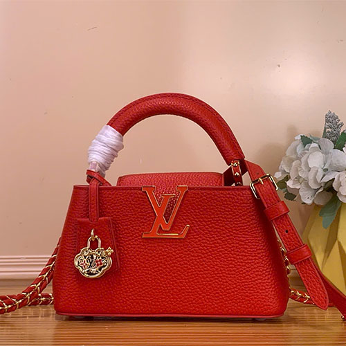 Túi xách LV Capucines East-West Mini M27300 – Màu đỏ Trung Hoa