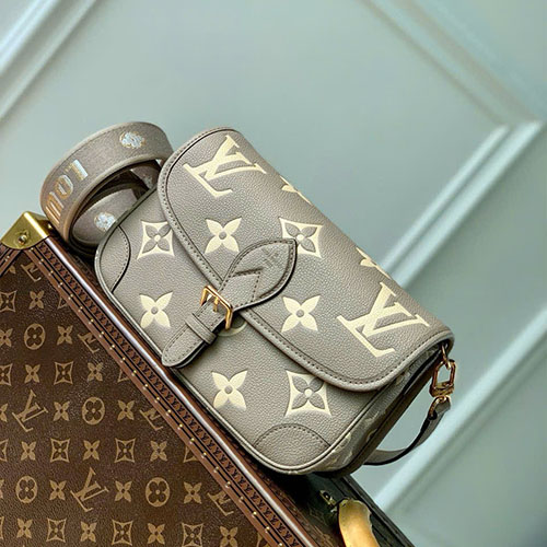 Túi Xách LV Diane M46386 Màu Xám Siêu Vip Size 23 cm