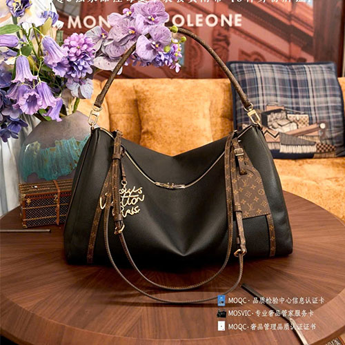 Túi xách LV EXPRESS GM like auth – Màu Gỗ Trầm (Ebony) – 2025 FW