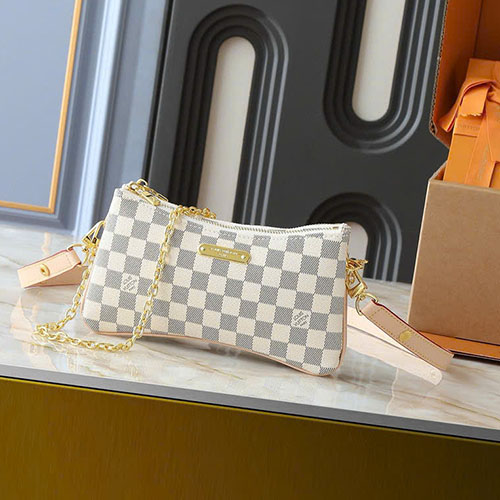 Túi Xách LV Liv Pochette M83008 Super Size 24.5cm