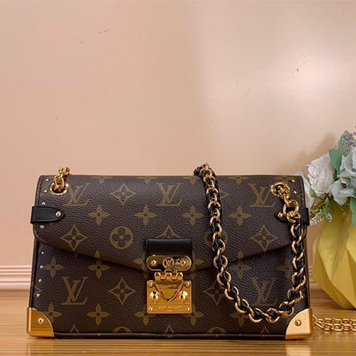 Túi xách LV siêu vip Trunkie East West (đinh tán)