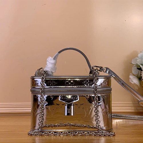 Túi xách LV siêu vip Vanity Chain Pouch M26097