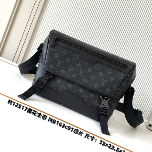 Túi xách LV Voyager nhỏ – Monogram Eclipse Màu Đen Size 33